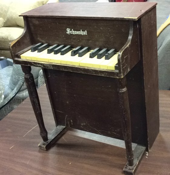 Schoenbut Signed Vintage Toy Wood Piano: Vintage wooden toy spinet piano with working keys. Signed Schoenbut. Measures app 20 inches ht width 17 inches, depth app 10 inches