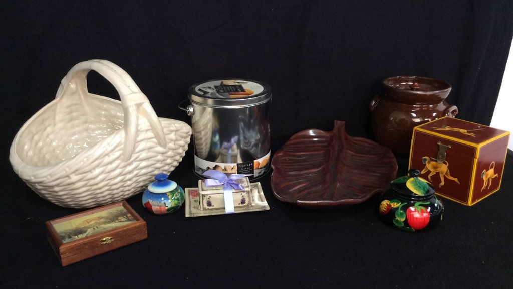 Ceramics, Boxes, and Bath Group Lot (1 of 10)