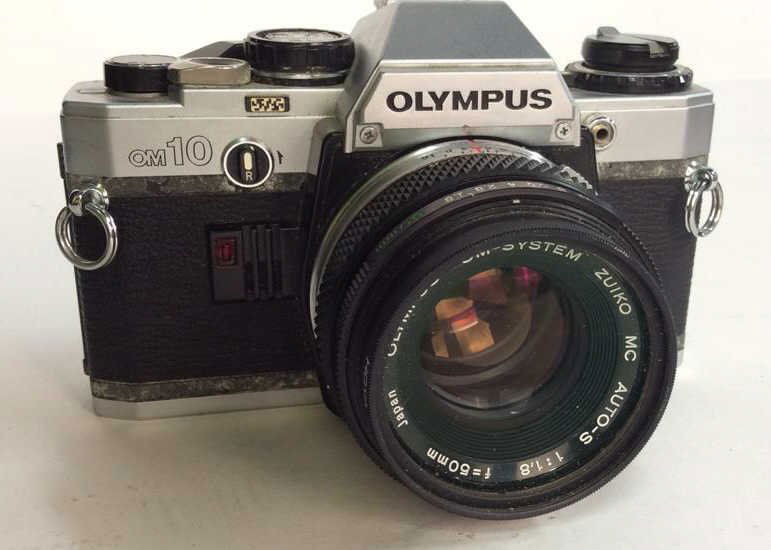 Olympus OM 10 made in Japan (1 of 10)