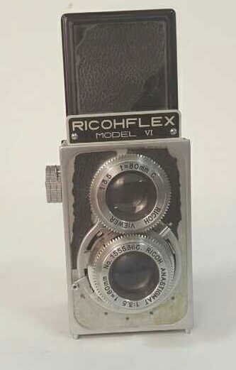 Ricohflex Model VI Camera (1 of 7)