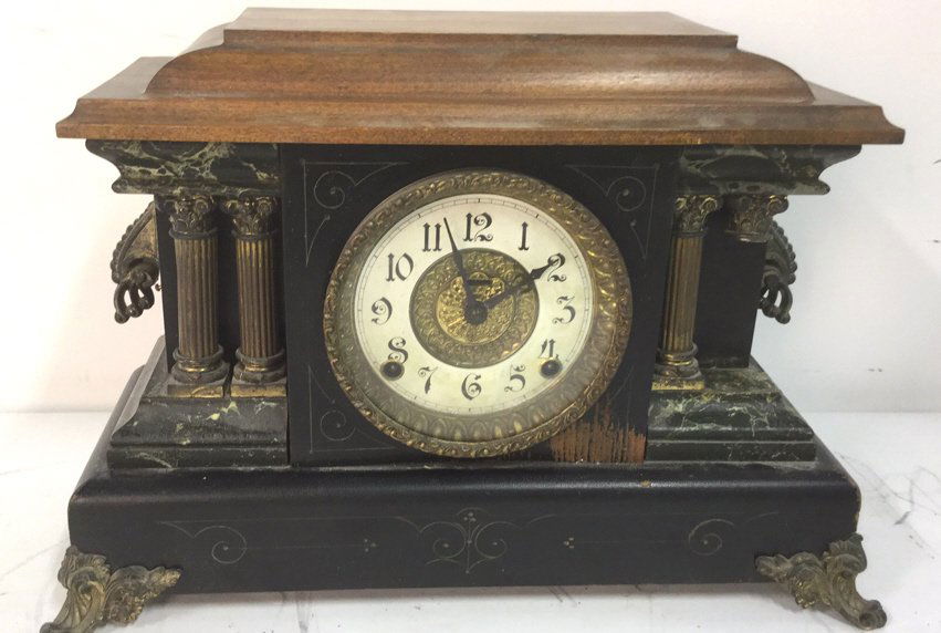 Vintage Mantel Clock By Ingraham Co. (1 of 7)