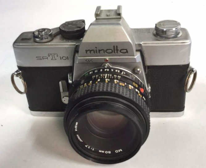 Minolta SRT 101 Camera (1 of 7)