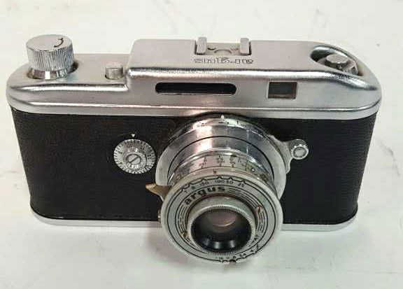 Argus Camera With Lens (1 of 8)