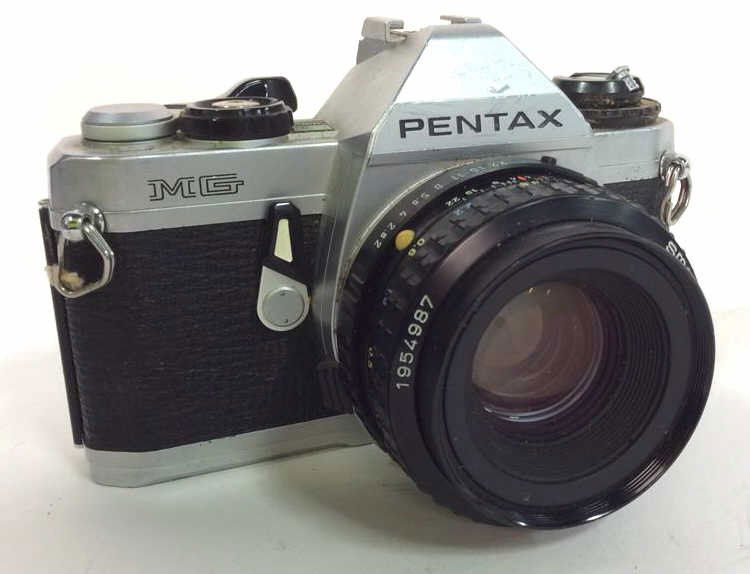 Pentax MG Camera with Lens (1 of 8)