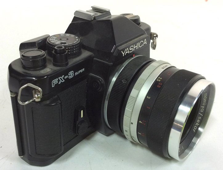 Yashica FX-3 Super Camera 2000 (1 of 8)