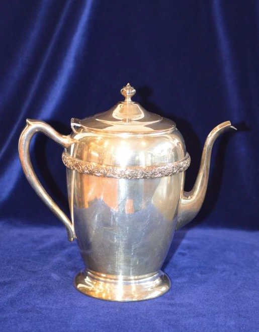 TRENT Silver On Copper Teapot Dec 14, 2016 The Benefit Shop