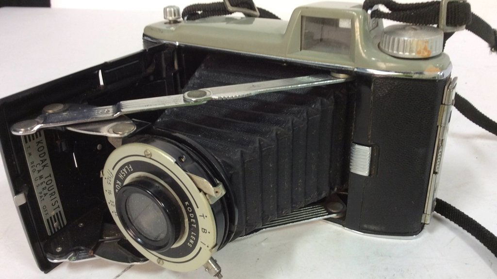 Kodak Tourist Camera (1 of 8)