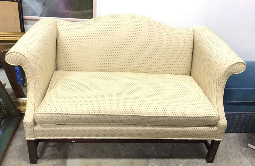 Vintage Stile Roll Arm Sofa (1 of 8)