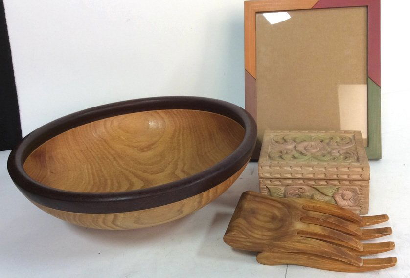 5 Wooden Items (1 of 9)