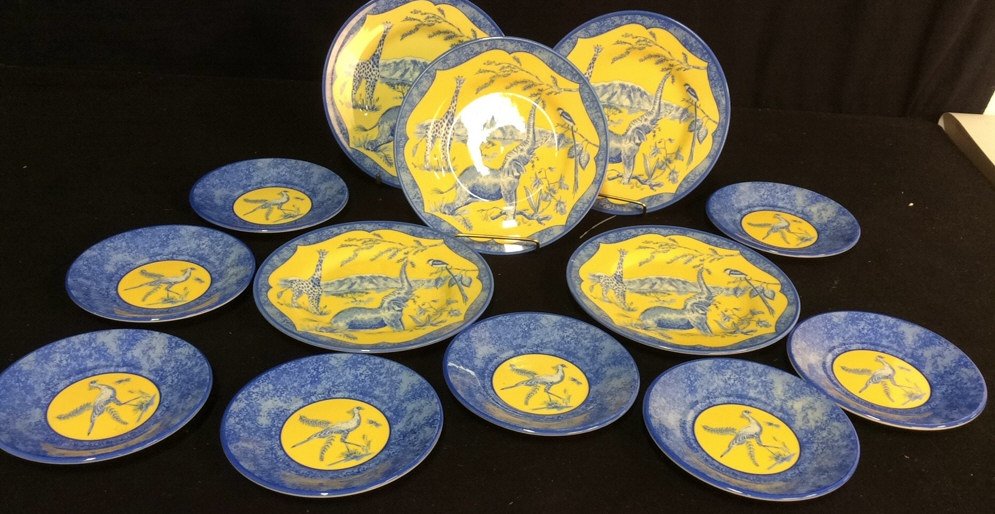 Lynn Chase Design Plate Set (1 of 10)