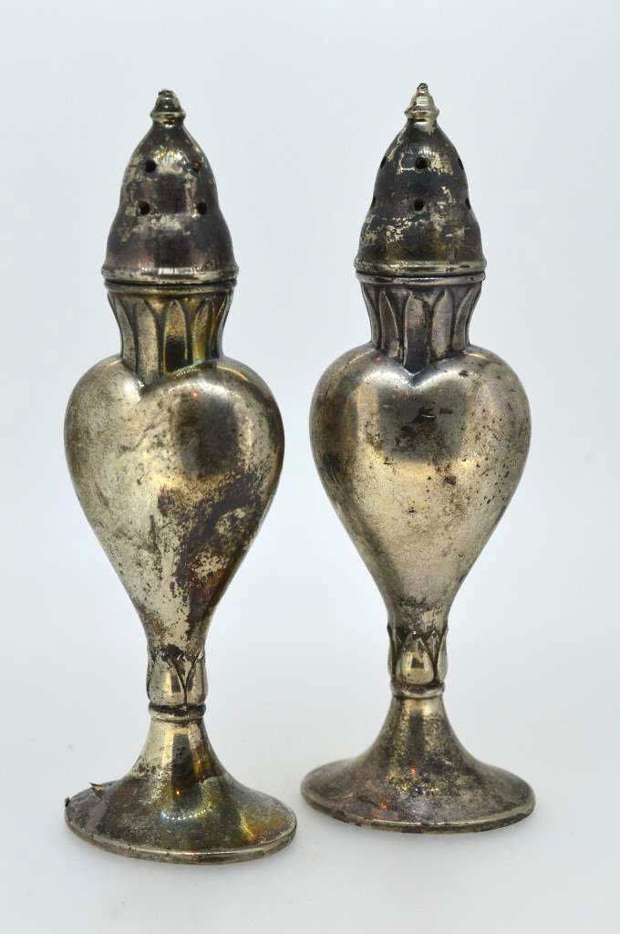 Antique Silver Plated Salt & Pepper Shaker Set (1 of 5)