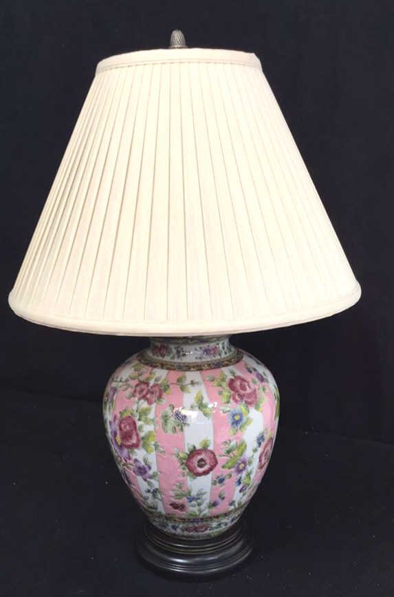 Porcelain Hand-Painted Floral Table Lamp (1 of 7)