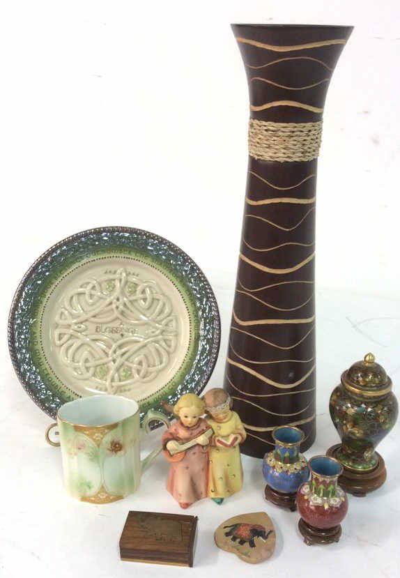 Group Lot Collectibles (1 of 10)