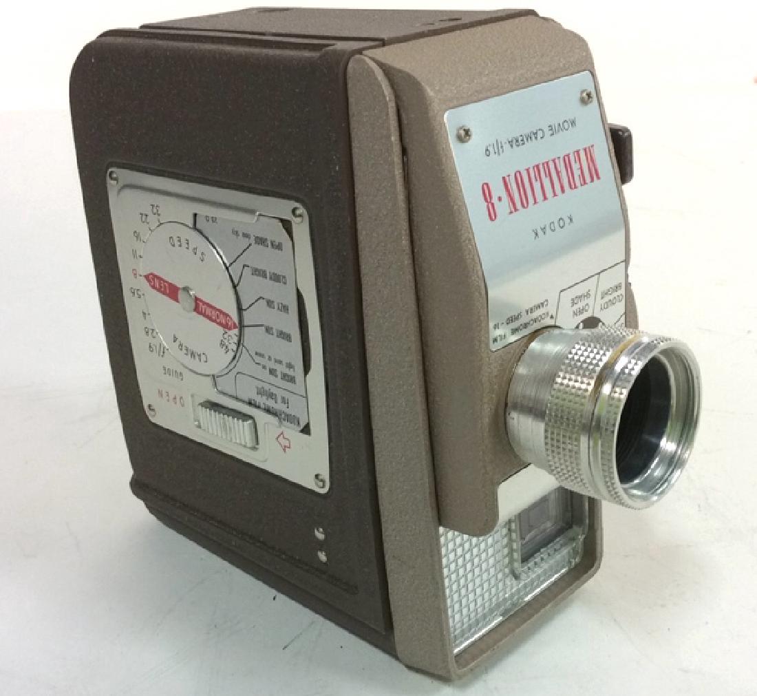 Kodak Medallion 8 Movie Camera f/1.9 (1 of 10)
