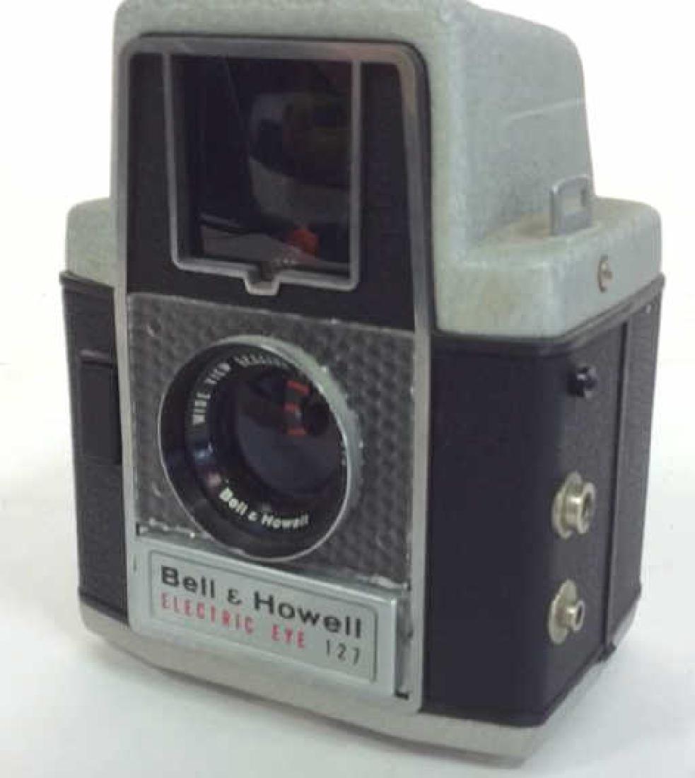 Bell & Howell Electric Eye 127 Camera (1 of 10)
