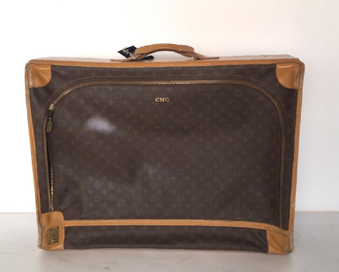 LOUIS VUITTON LV Luggage (1 of 10)