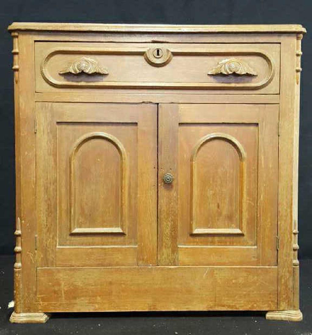 Vintage Side Table (1 of 10)