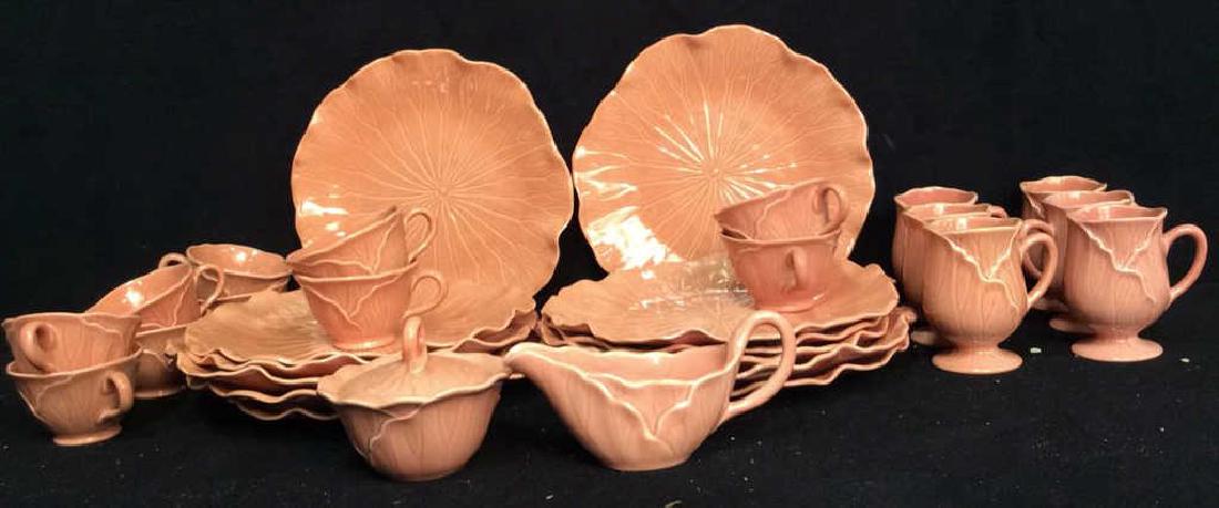 Peach Lotus Flower Dinner Set (1 of 10)