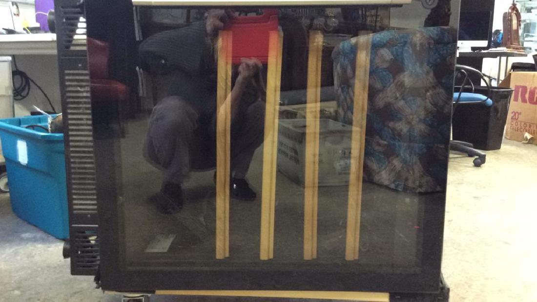 EUROCAVE France Wine Refrigerator Marked made in France: Marked made in France July 2011, working condition, label reads EUROCAVE Vieillitheque 059V2 serial number 1056187 115 V, 60 HZ 1,70 A. Black finish to Cabinet dark glass fronted door, chrome cylindri