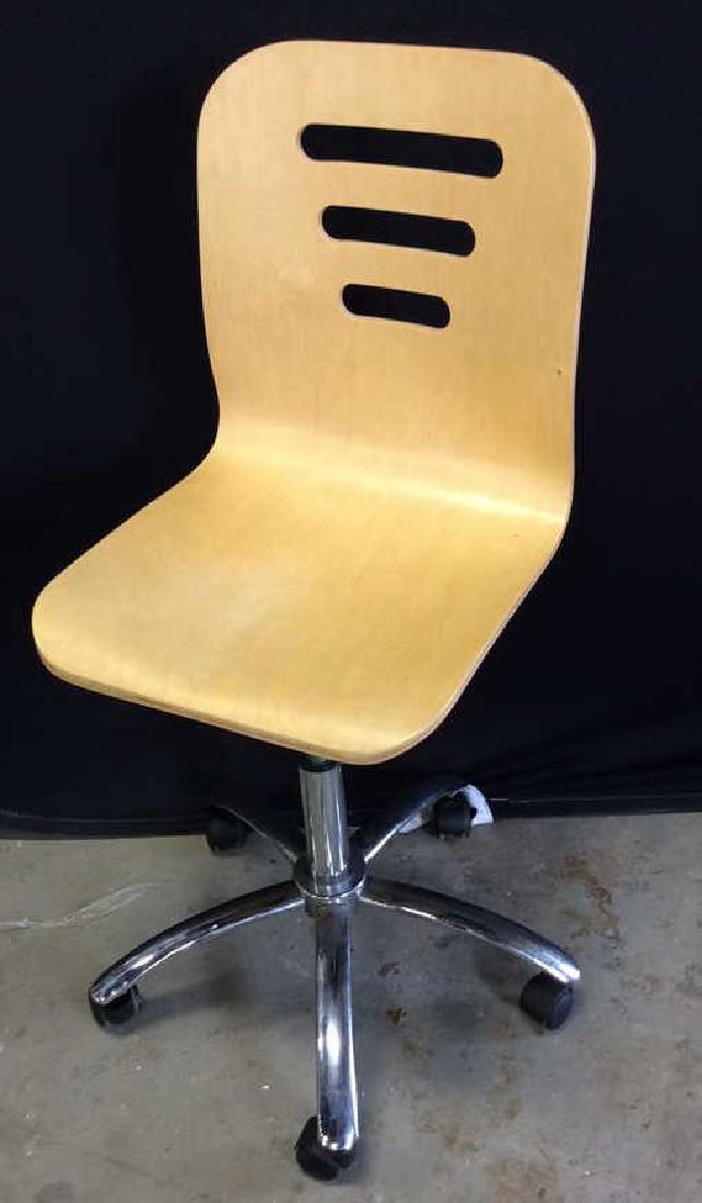 Mod Wood Adjustable Chair Simple form light wood curved (1 of 8)