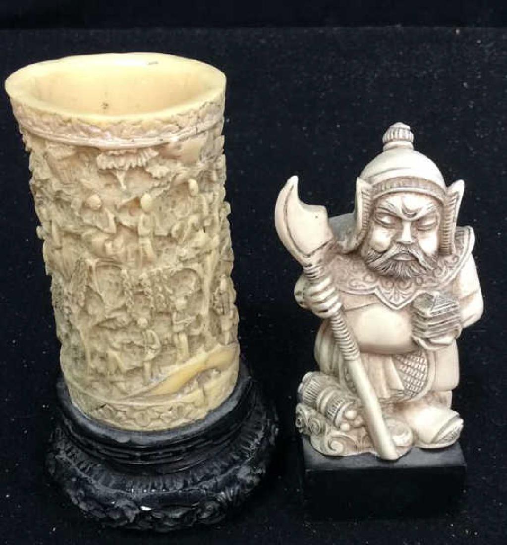 2 Japanese Netski Netsuke on stands Miniature carved (1 of 9)