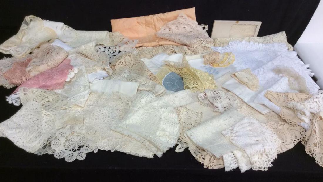 Collection Antique Linens and Lace (1 of 10)
