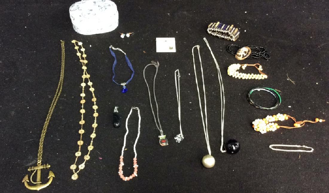 Assorted Costume Jewelry (1 of 10)