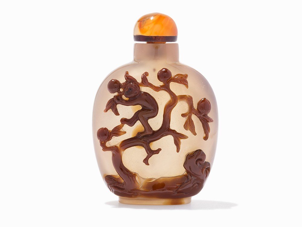 Cameo Agate Snuff Bottle with a Monkey and Peach Tree, (1 of 8)