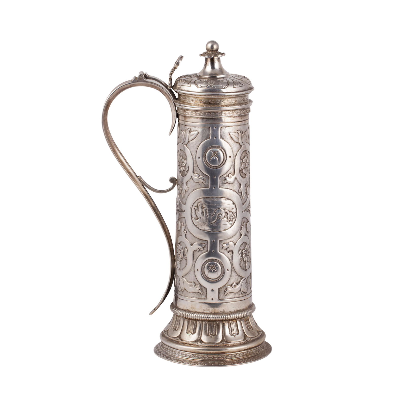 A Russian silver-gilt tankard in neo renaissance style: A Russian silver-gilt tankard in neo renaissance style. Makers mark of J. Olsenius for Imperial Court supplier Grachev firm. Petersburg, 1886. Dimensions: 36 x 20 x 13.5 cm. Total weight: 1092 g.