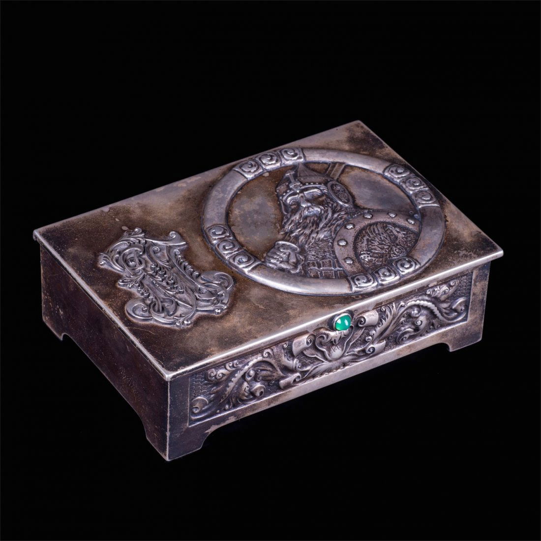 Fine Faberge silver cigar box with Bogatyr: Fine Faberge silver cigar box with Bogatyr. Moscow, 1908-1917. Dimensions: 5.5 x 18 x 12 cm. Weight: 673.8 g.