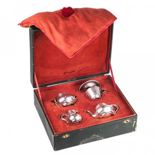 Antique French "Odiot" silver set of 5 pieces in a box: Antique French silver set of 5 pieces in a box. Silver, 950 proof. Maker's mark: Odiot. Jean-Baptiste-Claude Odiot (1763â€“1850) was a French silversmith working in a neoclassical style. Weight o