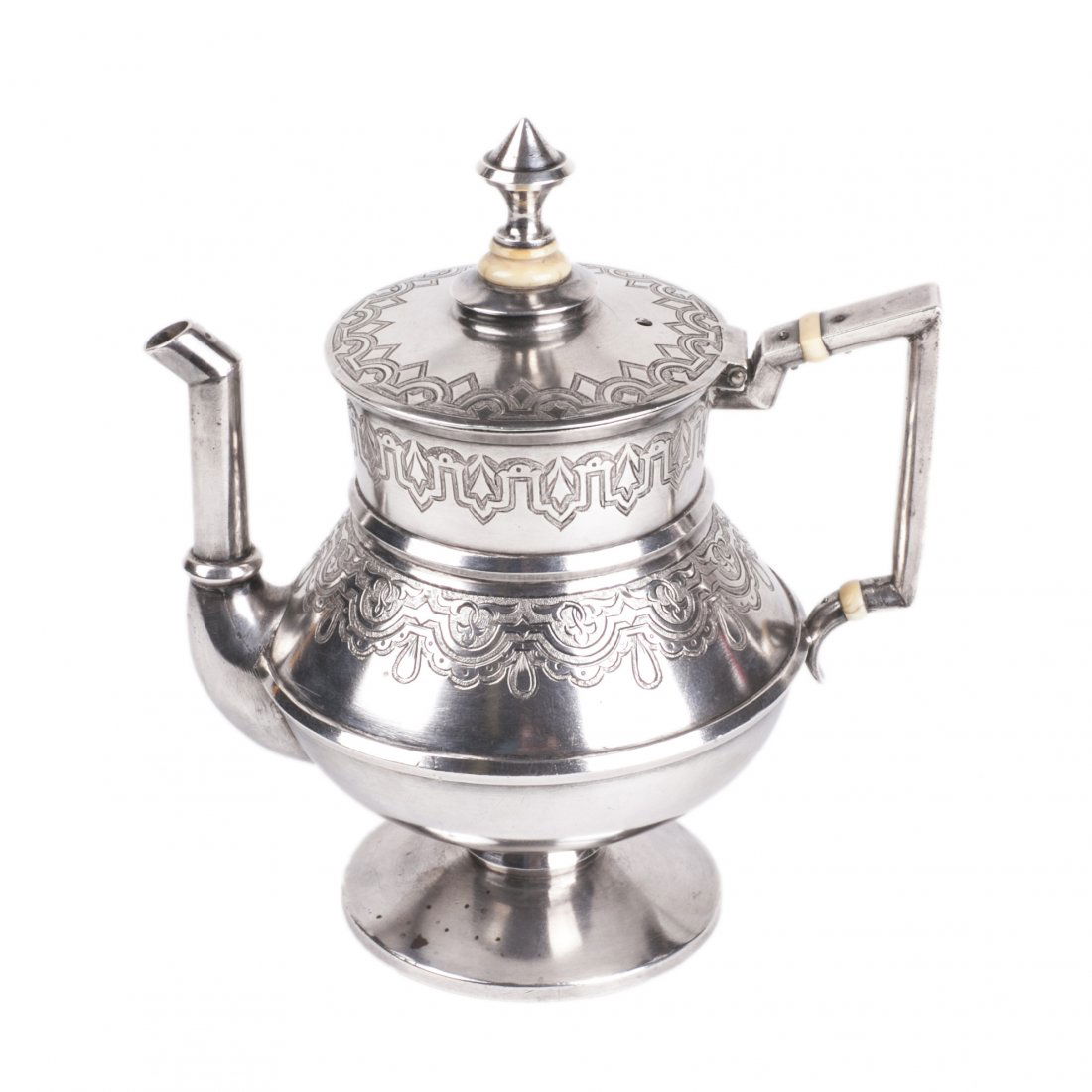 Russian silver teapot. Grachev: Russian silver teapot. Grachev. Silver, 84 proof. Height: 14.3 cm. Weight: 322 gr.