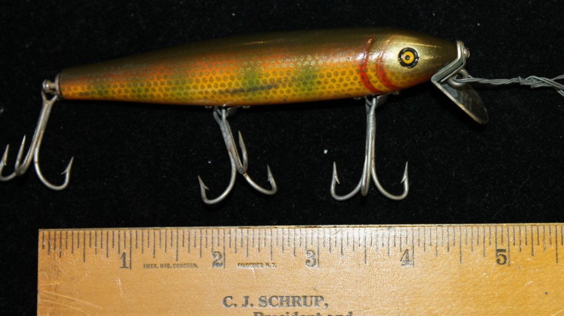 Vintage Pflueger Mustang Fishing Lure