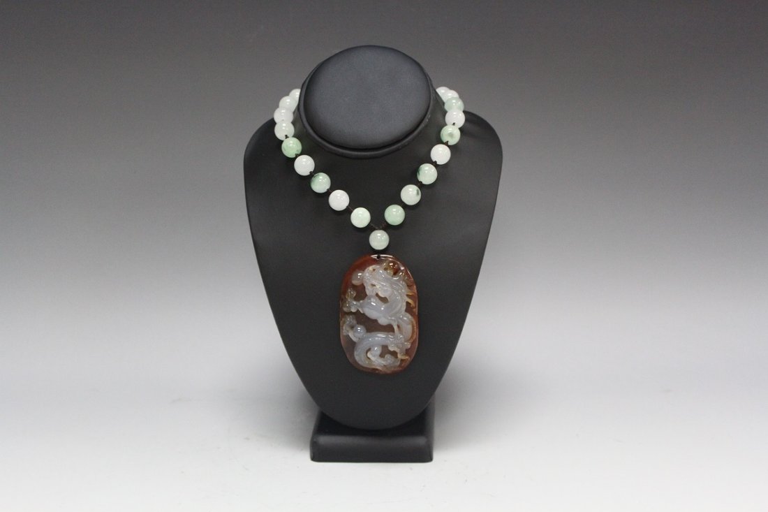 A Fine Natural Agate Pendant (1 of 3)