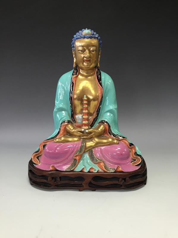 A Fine Famille Rose Buddha (1 of 10)