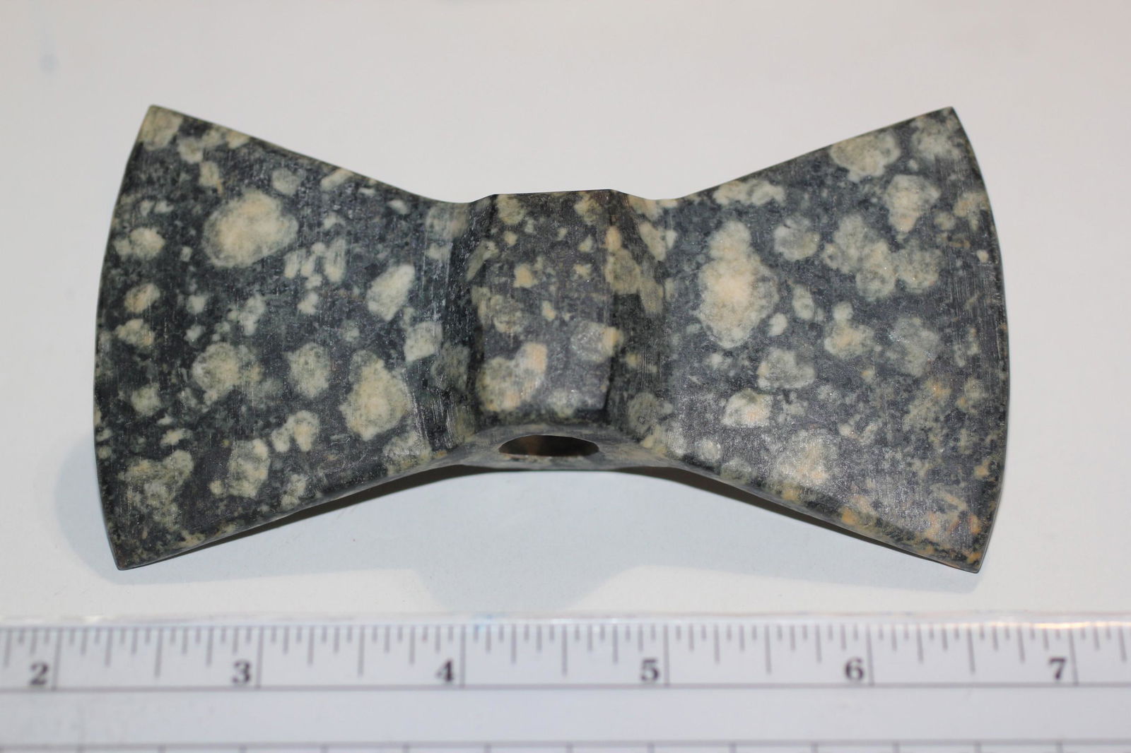 4 7/8" L x 2 9/16" W Bowtie Bannerstone, Greene Co., IL (1 of 2)