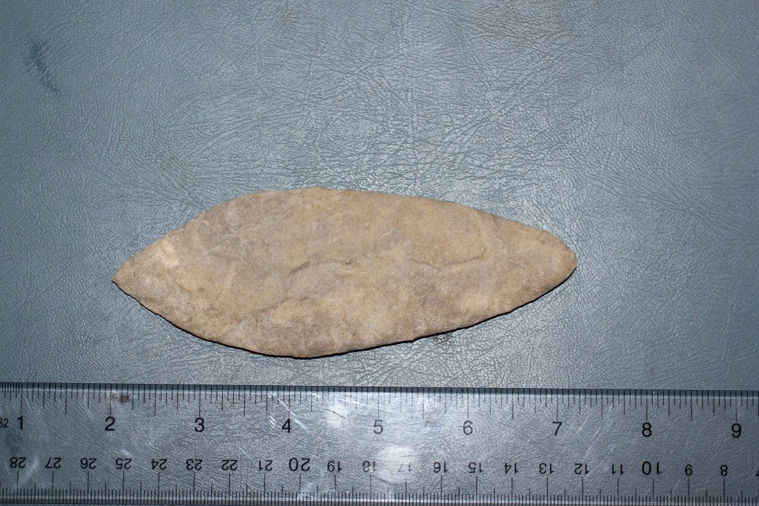 5 3/16" L Adena Type Blade, McLean Co., IL (1 of 2)