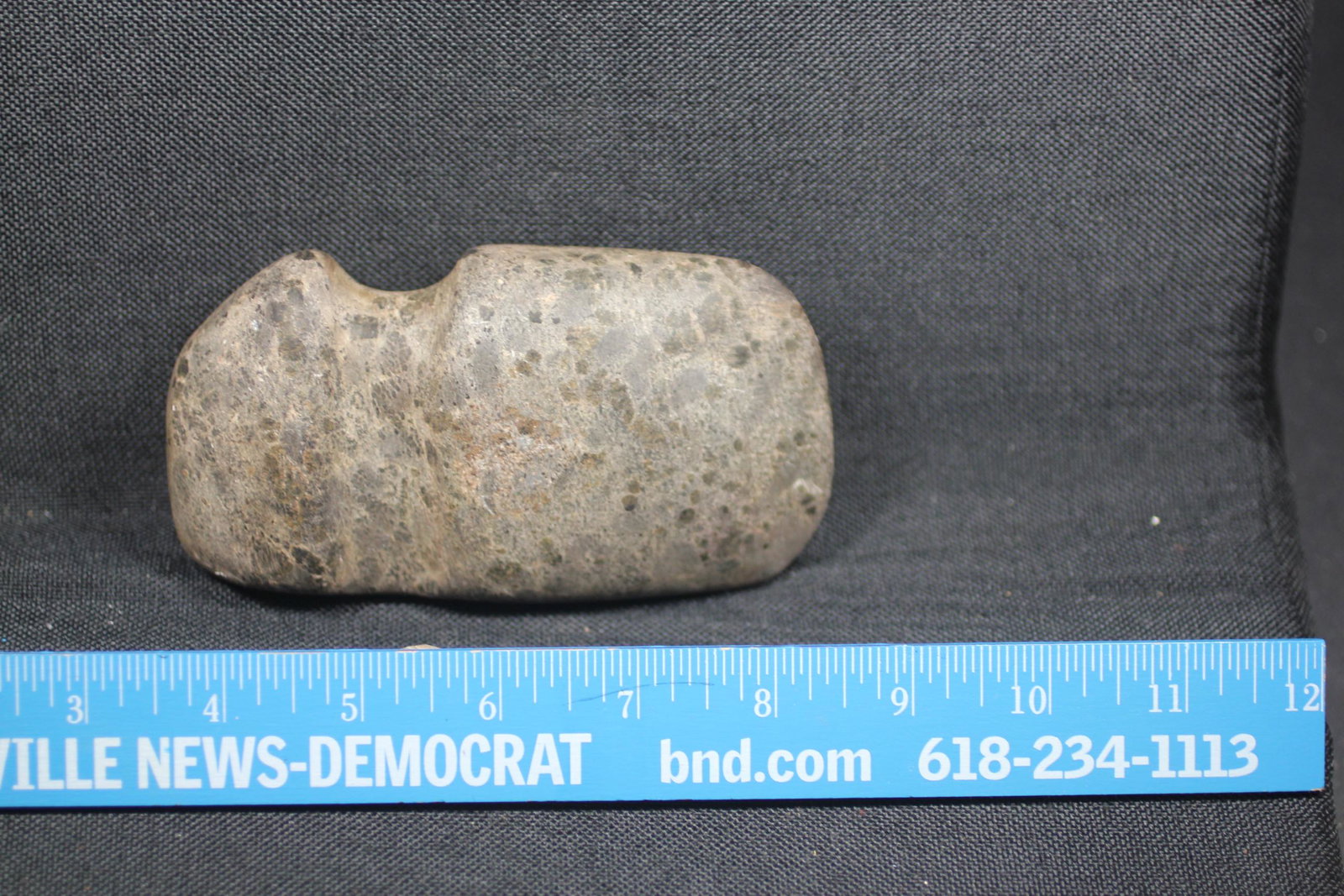 5 1/16" L X 2 3/4"w 3/4 GROOVED AXE, IL: See Lot Title