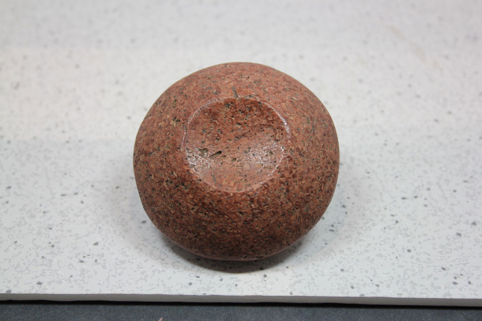 2 7/8" W x 1 5/16" H Salt River Type Discoidal, AR (1 of 3)