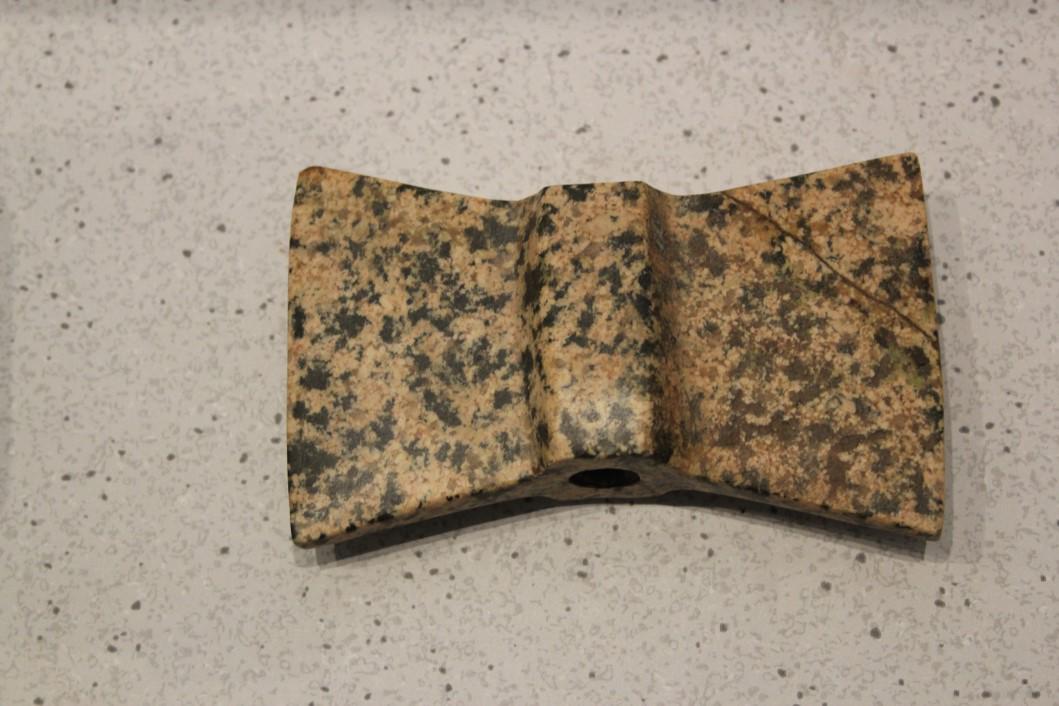 4 13/16" L x 2 15/16" Winged Bannerstone, (1 of 4)