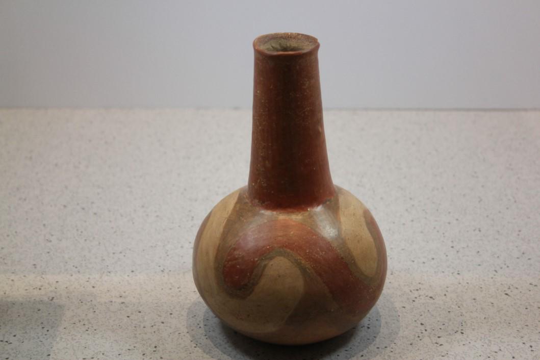 7 1/4" L Arkansas Waterbottle w/ minor imp (1 of 3)