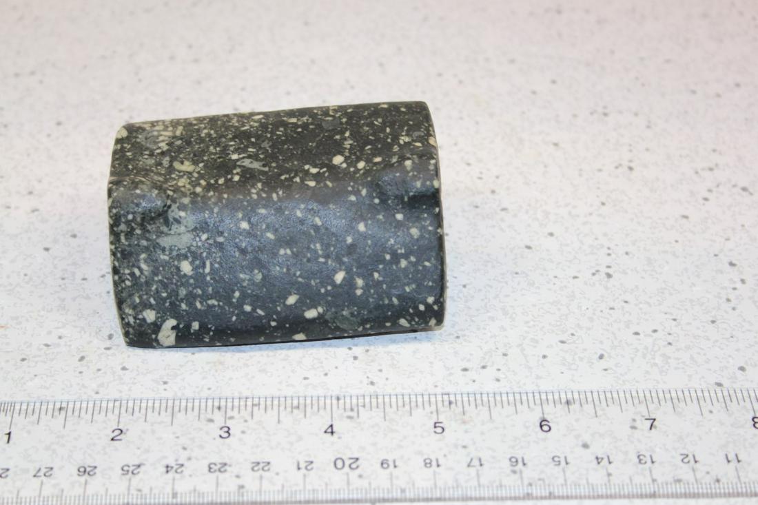 3 5/16" L X 2 1/2" H SADDLEBACK BANNERSTONE, QUINCY, IL (1 of 4)