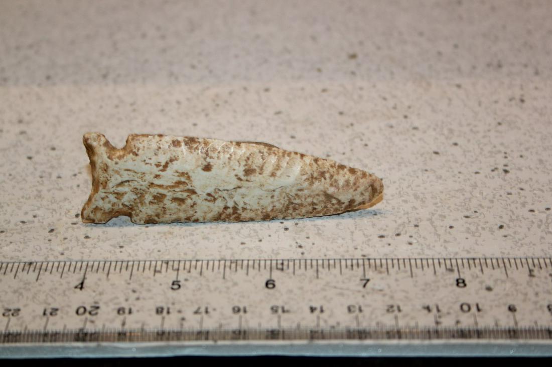 3 7/16" L GRAHAM CAVE, ADAMS CO., IL (1 of 2)