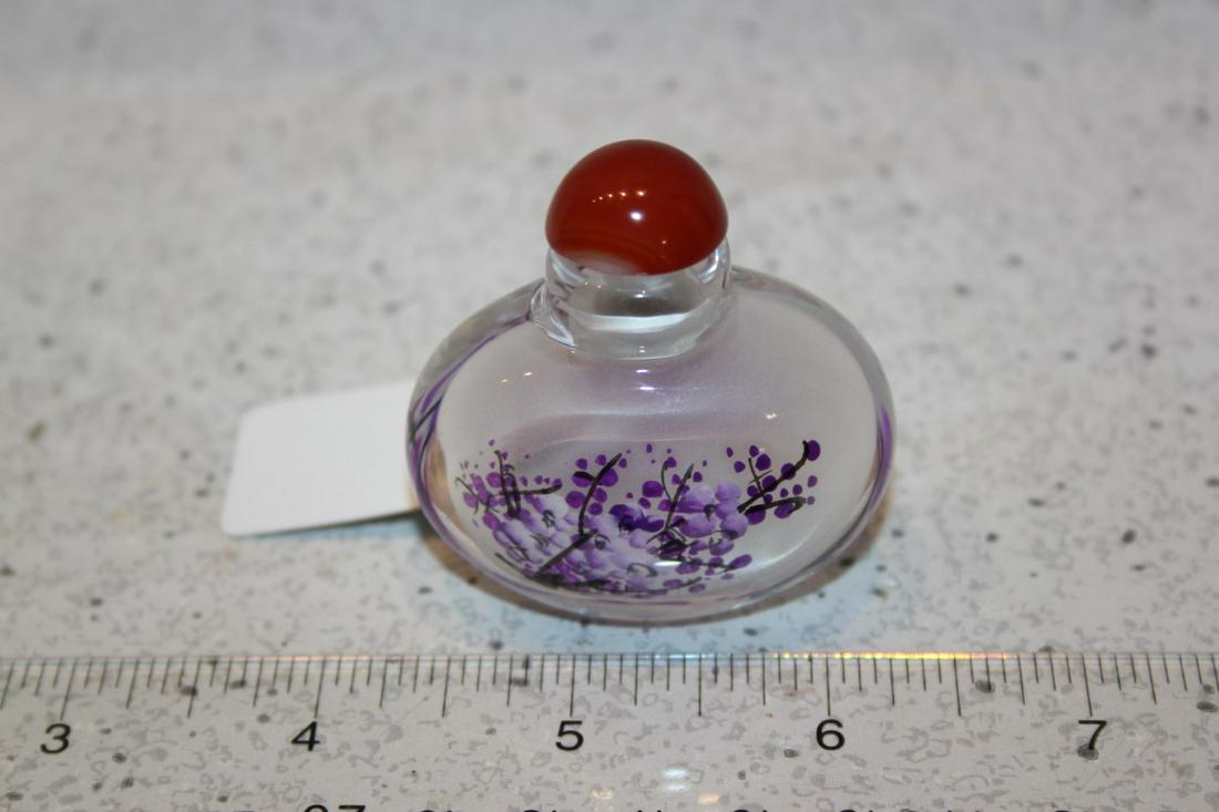 CRYSTAL INSIDE PAINTED PURPLE FLOWER SNUFF BOTTLE (1 of 2)