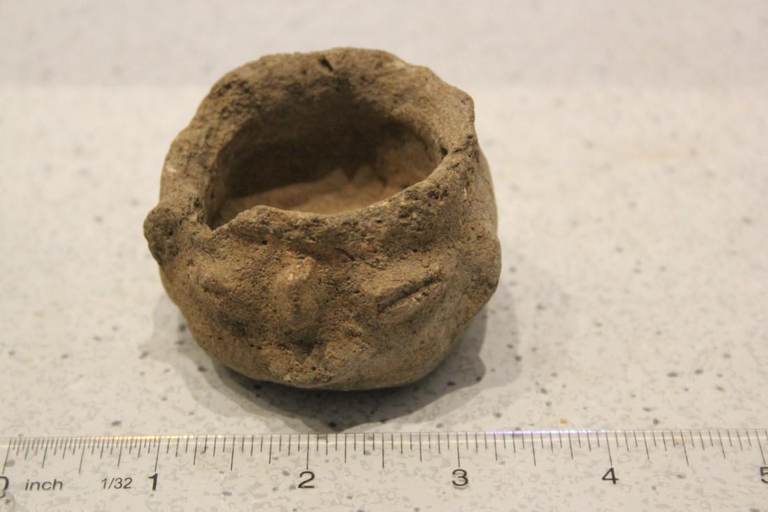 2 3/8"W x 1 3/4"H Face Pot, Hamilton Co., AL (1 of 2)
