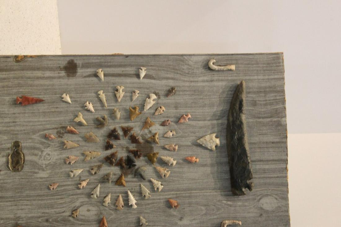 Tang Corner Knife, Two Fishing Hooks, Approx 57 Bird (1 of 2)