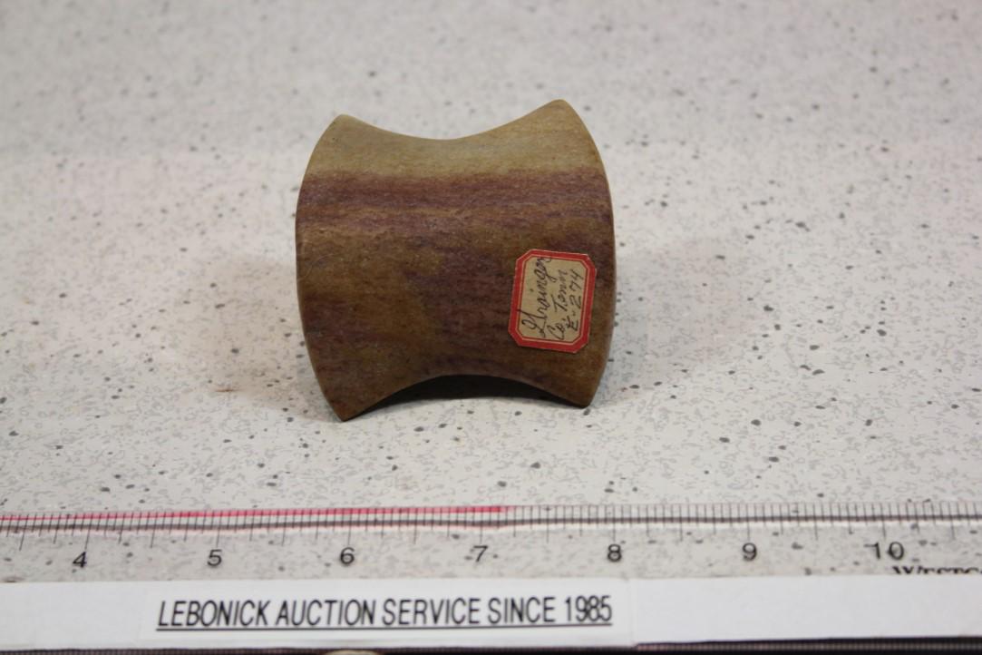 2 9/16" L x 2 11/16" W Hourglass Bannerstone, Grainger: 2 9/16" L x 2 11/16" W Hourglass Bannerstone, Grainger Co., TN