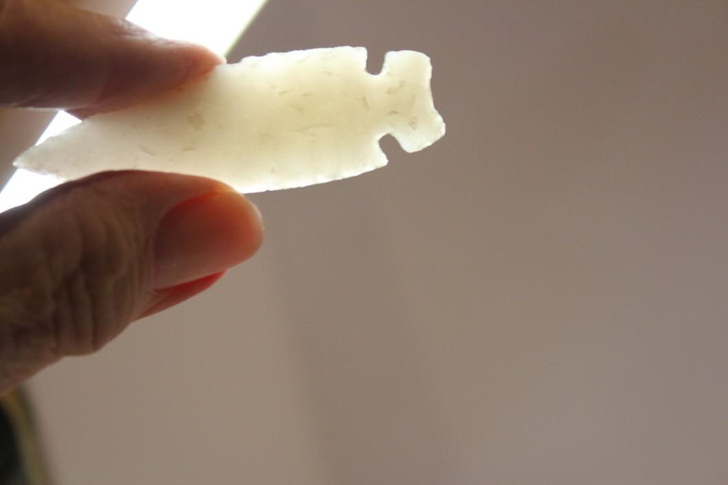 2 3/4" L Osceola (White Novaculite), Pulaski, AR (1 of 3)