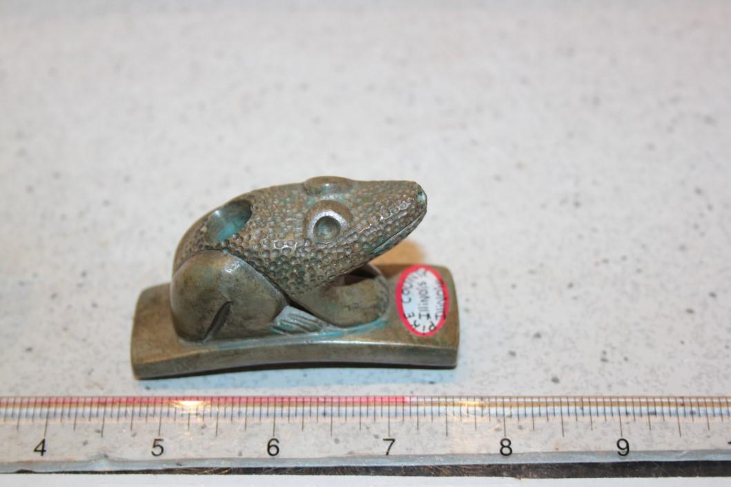 3" L Hopewll Frog Effigy Pipe, Pike Co., IL (1 of 3)