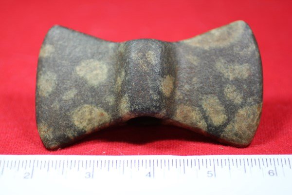 4"L x 2 1/4"W Bowtie Porphyry Bannerstone, Ohio: 4"L x 2 1/4"W Bowtie Porphyry Bannerstone, Ohio